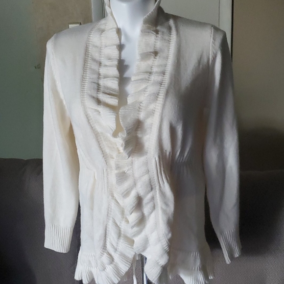 Cardigan - Picture 3 of 11